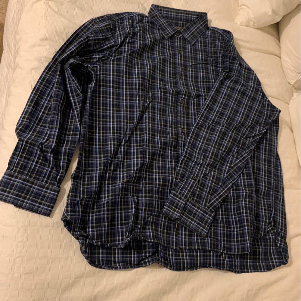 Men’s Michael Kors XXL casual dress shirt, excellent condition, no issues.